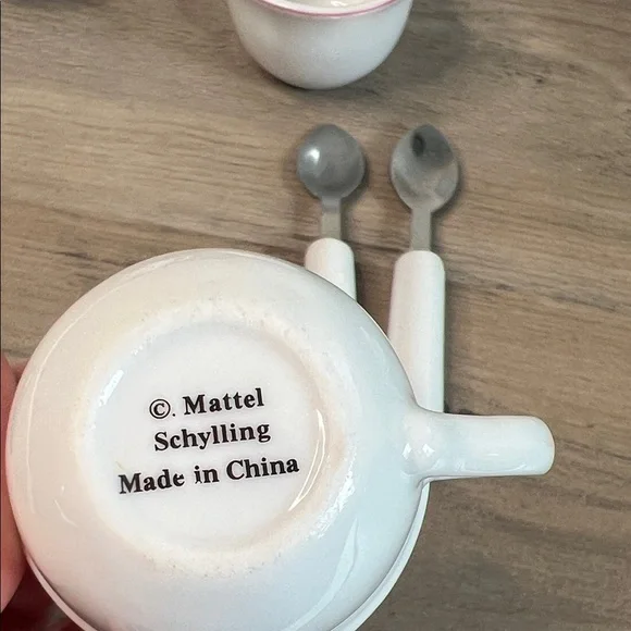 Vintage Porcelain Tea Sets Wicker Picnic Basket Kids Tea Party - Picture 6 of 8